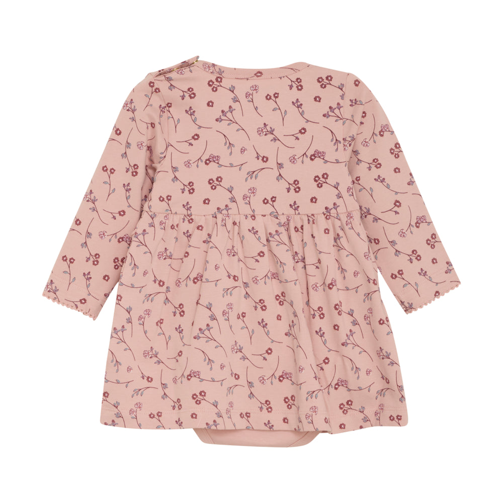 Rückseite des Baby-Bodykleids von Minymo mit Allover-Print und verdeckten Druckknöpfen an der Schulter.