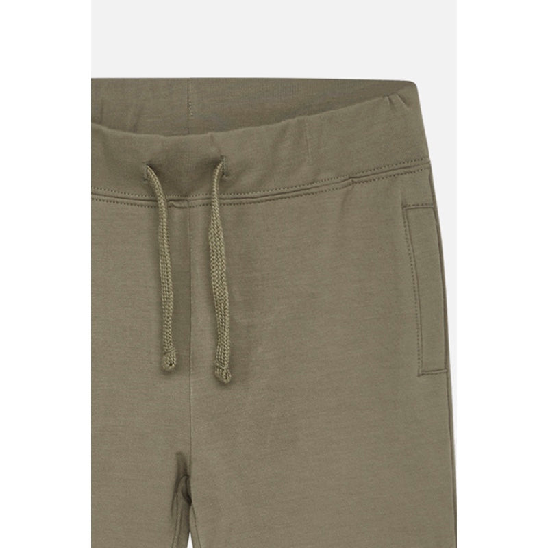 Eine gemütliche kurze Hose, besonders für warme Sommertage geeignet. 