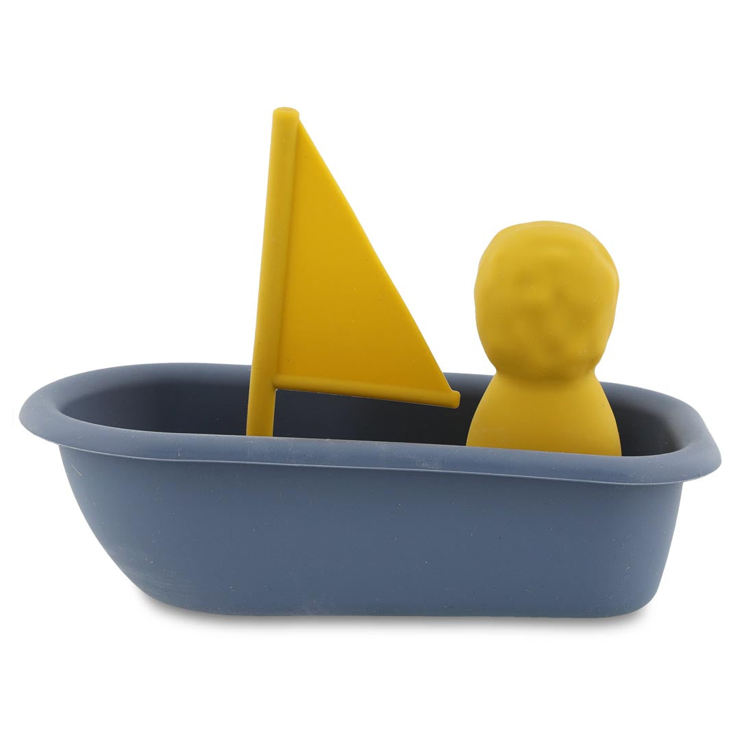 badespielzeug boot mit löwe