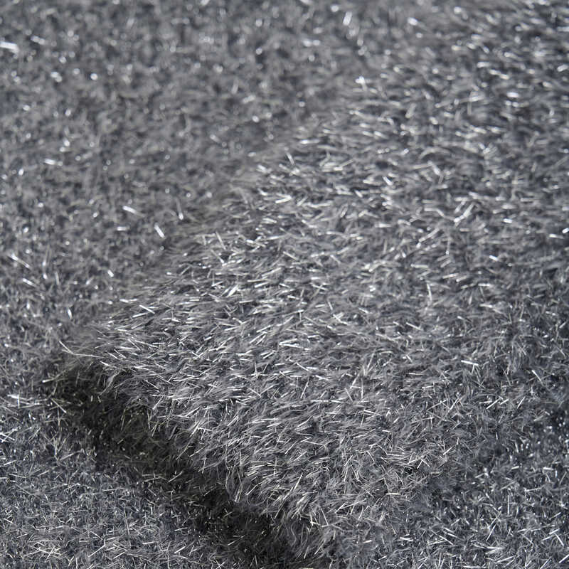 Pullover Detail