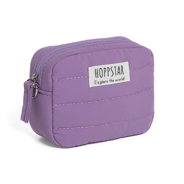 
Diese super stylishen Tragetaschen für deine Hoppstar Kamera bieten Schutz vor Staub, Stößen und Kratzern. Sie bieten Platz für deine Kamera, das Zubehör und noch viel mehr!