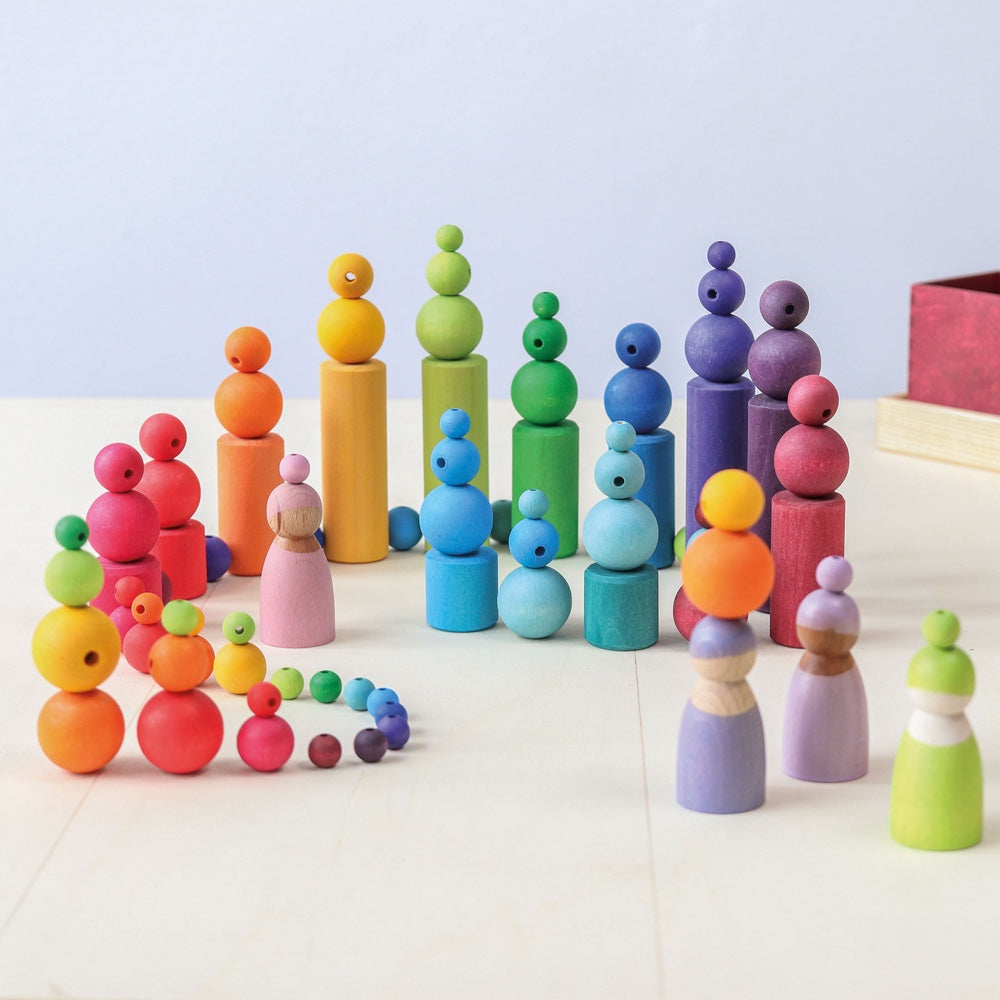 60 Holzperlen von Grimm's Holzperlen sind eines der elementarsten Spielmaterialien für Kinder 20mm