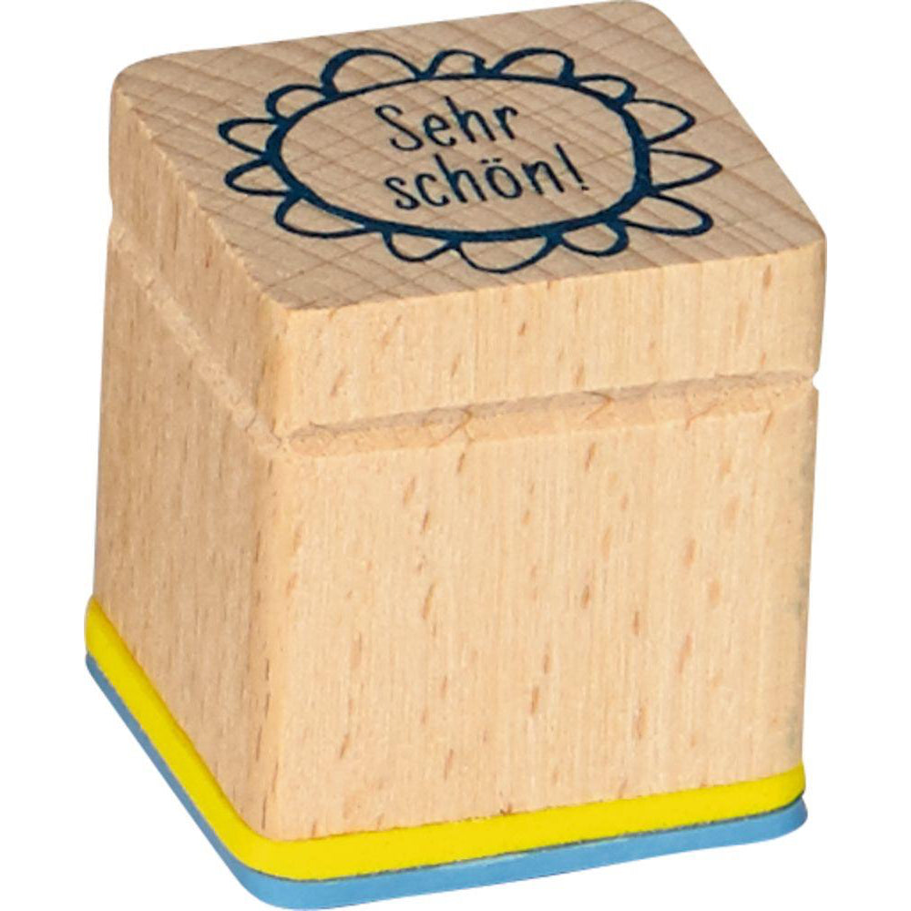 Eine kleine Belohnung für alle Fleißigen. Dieser kleine Holzstempel mit sechs unterschiedlichen motivierenden Sprüchen und verspielten Motiven zaubert garantiert ein Lächeln auf jedes Gesicht.