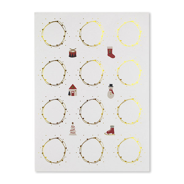 Bastle dir deinen eigenen Adventskalender mit dem Sticker Set von Ava & Yves.  Verpacke 24 kleine Überraschungen in den hübschen Geschenktütchen von Ava & Yves und beklebe sie mit den 24 passenden Stickern - fertig ist der eigene Kalender!  Inhalt: 24 Sticker.