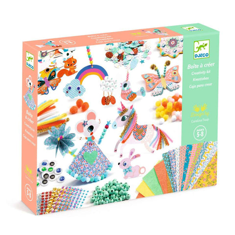 Die DJECO Kreativbox für Kinder ab 5 Jahre enthält alles, was man für kreativen Bastelspaß benötigt. Es gibt verschiedene Materialien wie Perlen, Pompons, bewegliche Augen, Sticker, Edelsteine, Chenille-Draht... und auch Ideen für unterschiedliche Bastelprojekte sind mit dabei.