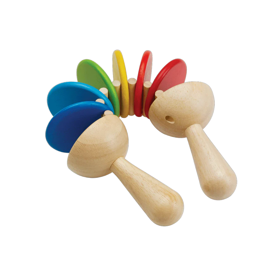 Durch eine abwechselnde Auf- und Abbewegung mit beiden Händen erzeugen die bunten Segmente des Spielzeugs verschiedene Klick-Klack-Geräusche.