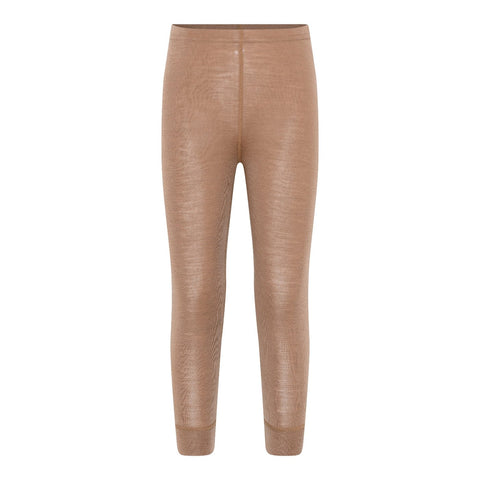 Eine sehr schöne und gemütliche Leggings von Celavi aus reiner Wolle. Ein breiter Gummibund bei den Füßen sorgt dafür, dass nichts verrutschen kann. Ein Basic Artikel was in keinem Kleiderschrank fehlen sollte, als Pyjama, Skiunterwäsche oder Leggings.