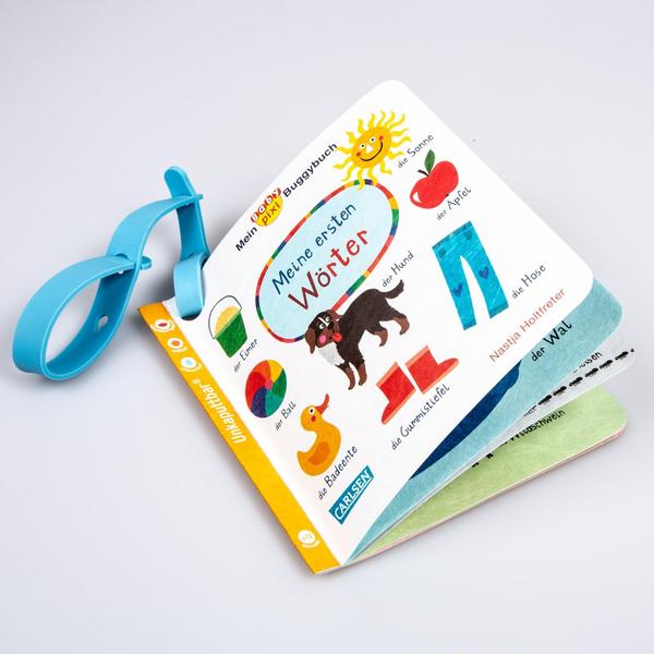 Die Welt ist groß, und es gibt so viel kennenzulernen: Auf dem Bauernhof oder auf der Straße, am Meer oder auf dem Frühstückstisch – und alles hat einen Namen!  Ein erstes buntes Wörterbuch für kleine Weltentdeckerchen – im unkaputtbaren Buggybuch für unterwegs.  Baby Pixi für die ganz Kleinen: Das innovative Material ist wasserfest, schadstoffgeprüft und reißfest. Baby Pixi – einfach unkaputtbar®!